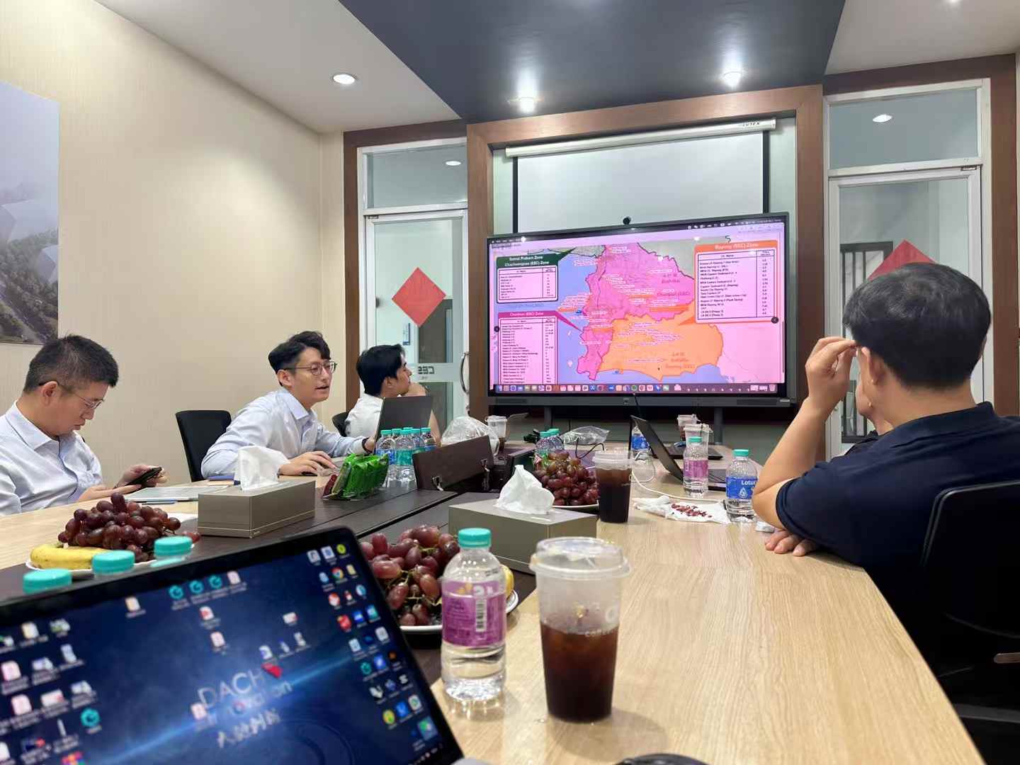 对接中企投资泰国标杆工厂项目
